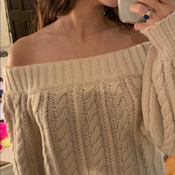 Oversized knit sweater - Picture 3 of 3